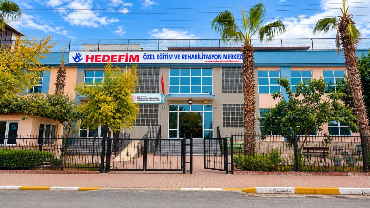 Özel Hedefim'in 6.500 m² kampüsünün dış cephesi